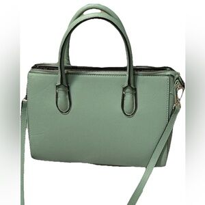 Chic Green Satchel with Structured Design and Dual Handles